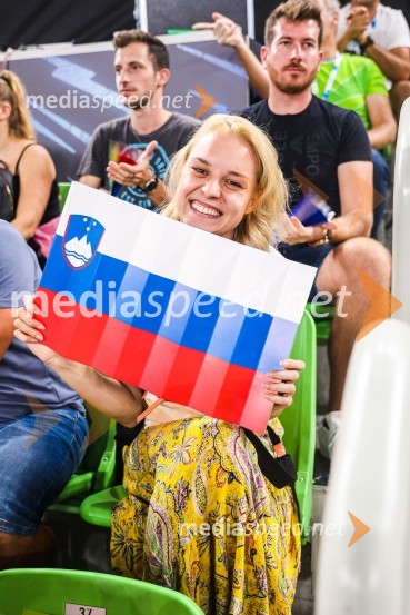 Na navijačih svet stoji, hvala vsem