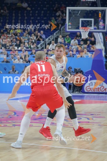  ... ;  Luka  Dončić, košarkarSlovenija se je v četrtfinalu poslovila od evropskega prvenstva v košarki