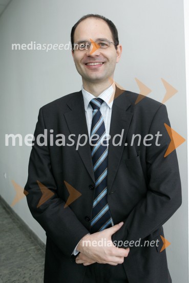 Tomaž Kodrič, namestnik direktorja KMAG d.d.KMAG d.d., Kia Motors Adria Group d.d., Ljubljana