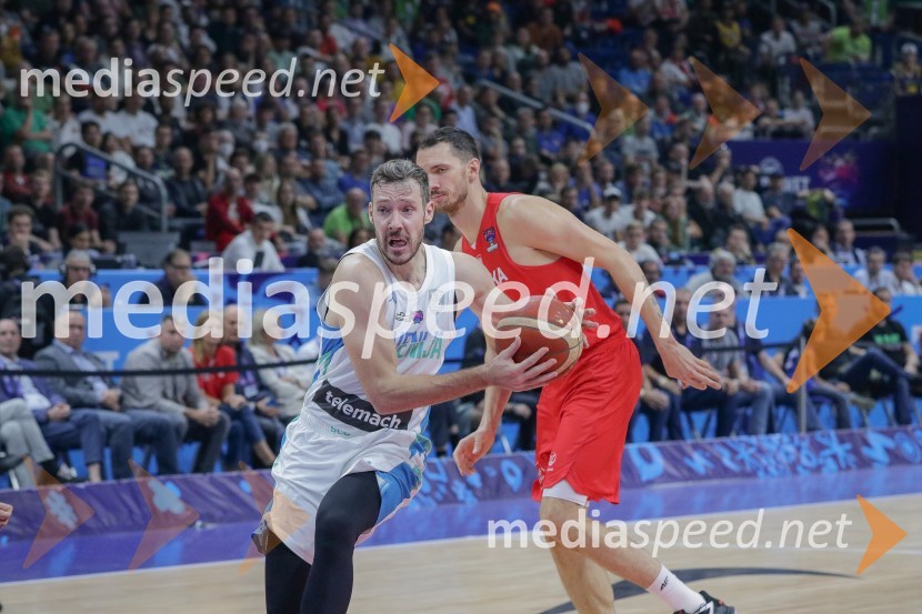  Goran Dragić, košarkar;  ... Slovenija se je v četrtfinalu poslovila od evropskega prvenstva v košarki