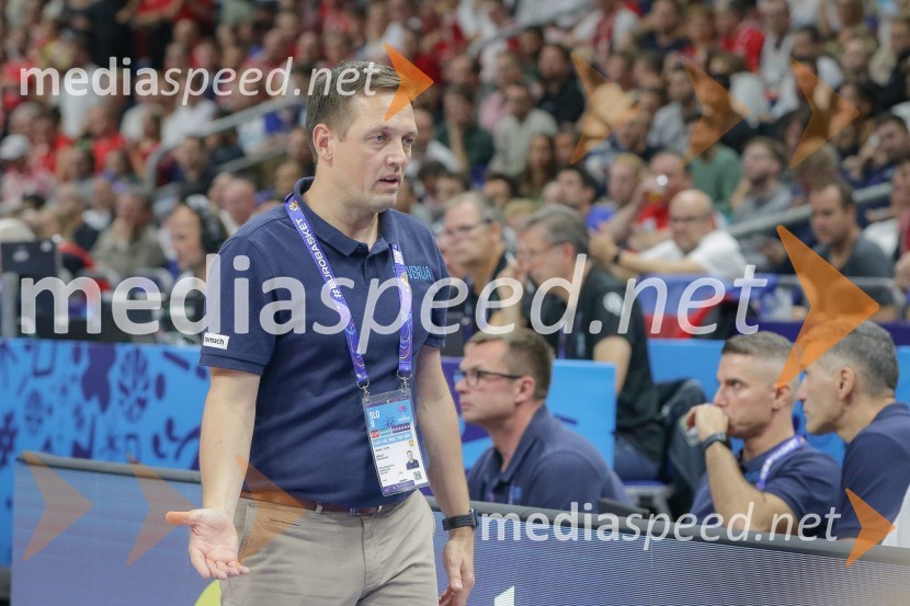  Aleksander Sekulić, selektor  košarkaške reprezentanceSlovenija se je v četrtfinalu poslovila od evropskega prvenstva v košarki