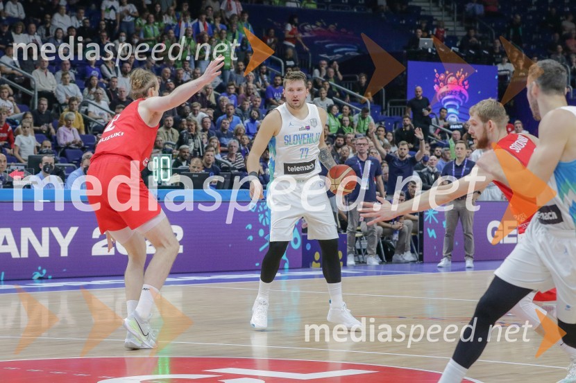  ... ;  Luka  Dončić, košarkarSlovenija se je v četrtfinalu poslovila od evropskega prvenstva v košarki