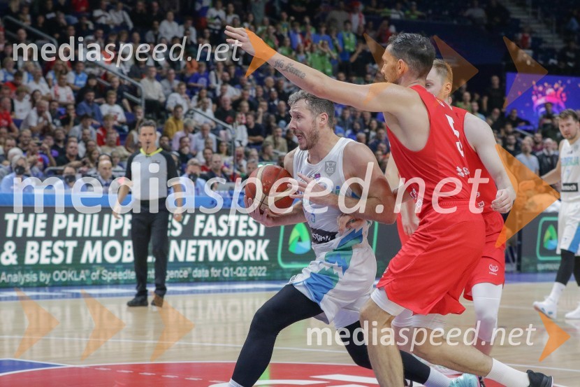  Goran Dragić, košarkar;  ... Slovenija se je v četrtfinalu poslovila od evropskega prvenstva v košarki