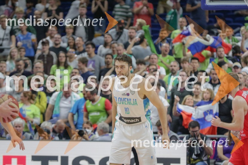  Mike Tobey, košarkarSlovenija se je v četrtfinalu poslovila od evropskega prvenstva v košarki