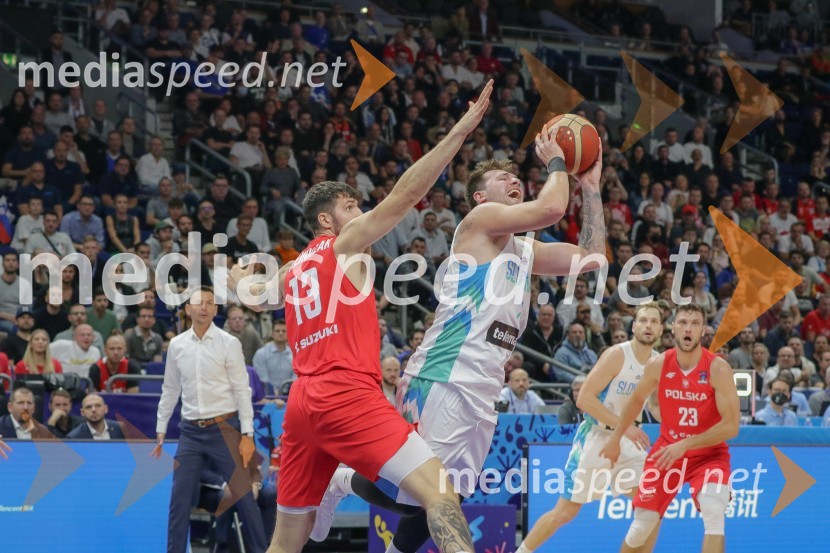  ... ;  Luka  Dončić, košarkarSlovenija se je v četrtfinalu poslovila od evropskega prvenstva v košarki