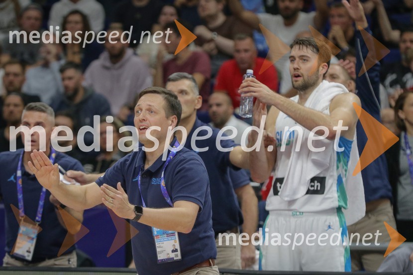  Aleksander Sekulić, selektor  košarkaške reprezentance;  Mike Tobey, košarkarSlovenija se je v četrtfinalu poslovila od evropskega prvenstva v košarki