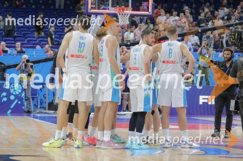  Mike Tobey, košarkar;  Vlatko Čančar, košarkar;  Goran Dragić, košarkar;  Edo Murić, košarkarSlovenija se je v četrtfinalu poslovila od evropskega prvenstva v košarki