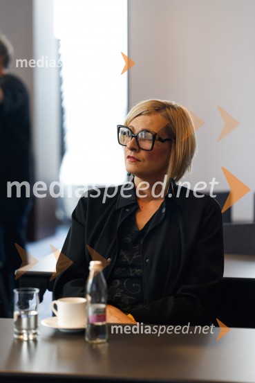 Popolna legalizacija konoplje je največja gospodarska priložnost za Slovenijo, tiskovna konferenca