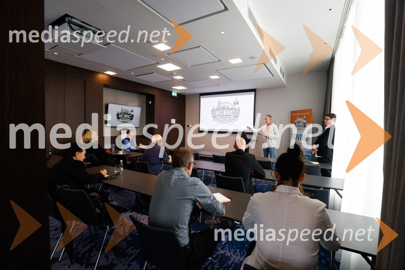 Popolna legalizacija konoplje je največja gospodarska priložnost za Slovenijo, tiskovna konferenca