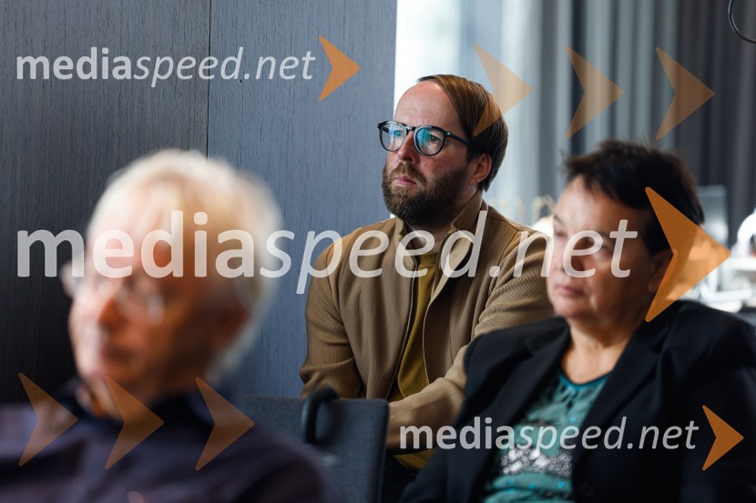 Popolna legalizacija konoplje je največja gospodarska priložnost za Slovenijo, tiskovna konferenca