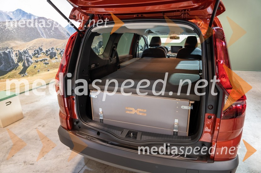 Jutri bo Dacia naredila še korak dalje