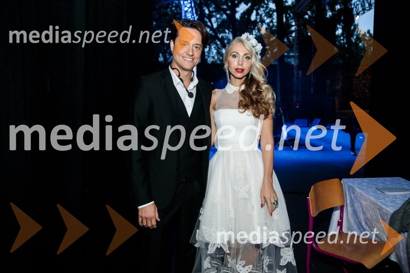  Domen Valič, igralec;  Ajda Bezenšek, strokovna direktorica izobraževalnih programov v EksenaVeliki dobrodelni koncert Vilijem Julijan 2022