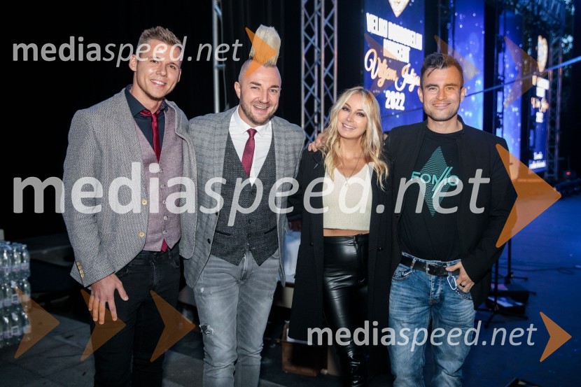  Tilen Tomšič, Dejan Dogaja Band;  Dejan Krajnc, Dejan Dogaja;  Saša Lendero, pevka, voditeljica;  Omar Naber, glasbenikVeliki dobrodelni koncert Vilijem Julijan 2022