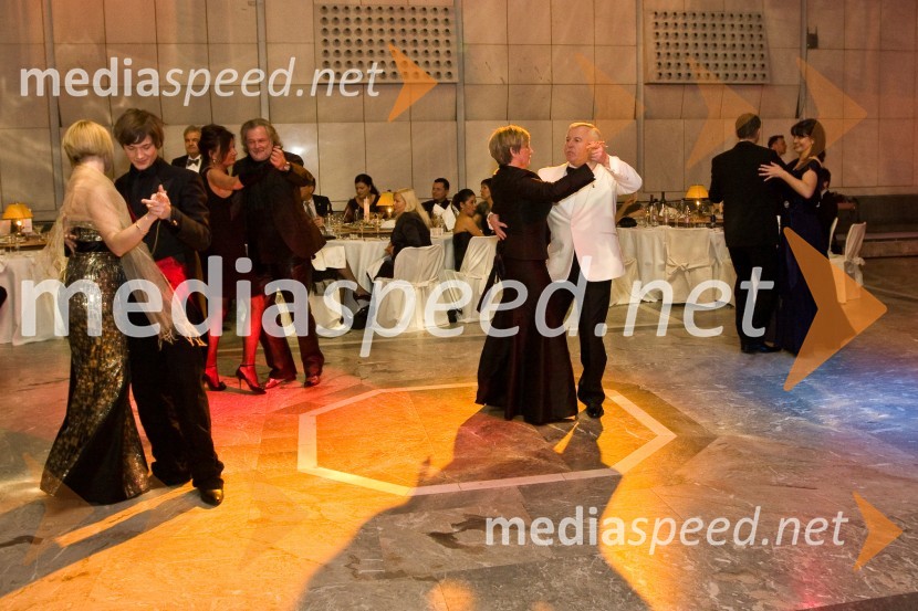 Veliki dobrodelni ples Lions kluba Ljubljana