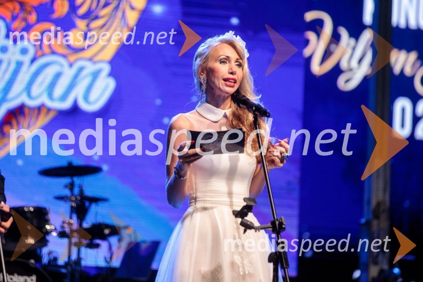  Ajda Bezenšek, strokovna direktorica izobraževalnih programov v EksenaVeliki dobrodelni koncert Vilijem Julijan 2022