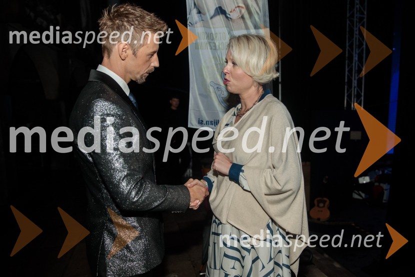  Gregor Bezenšek, glasbenik, Soulgreg artist, društvo Viljem Julijan; mag. Urška Klakočar Zupančič, predsednica Državnega zbora RS, podpredsednica Gibanja SvobodaVeliki dobrodelni koncert Vilijem Julijan 2022