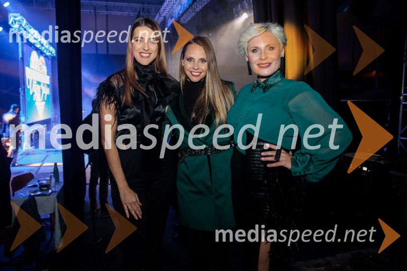  Alenka  Husič, pevka, skupina Sopranos, skupina Bepop;  Tinkara Fortuna, skupina Bepop;  Ana  Praznik, voditeljica, pevka BepopVeliki dobrodelni koncert Vilijem Julijan 2022