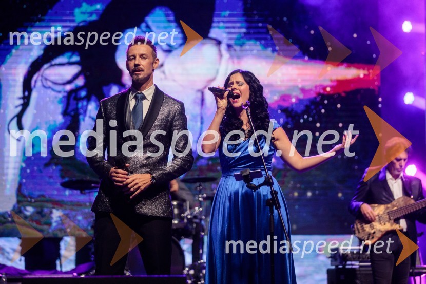  Gregor Bezenšek, glasbenik, Soulgreg artist, društvo Viljem Julijan;  Nina  Bezenšek, društvo Viljem JulijanVeliki dobrodelni koncert Vilijem Julijan 2022