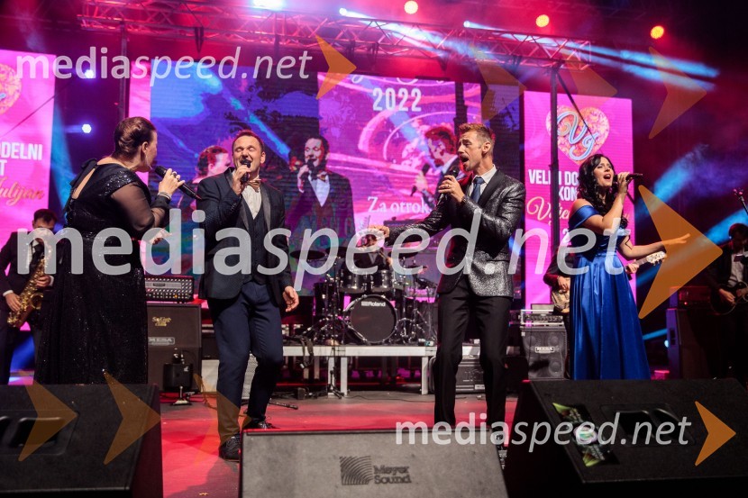  ... ;  ... ;  Gregor Bezenšek, glasbenik, Soulgreg artist, društvo Viljem Julijan;  Nina  Bezenšek, društvo Viljem JulijanVeliki dobrodelni koncert Vilijem Julijan 2022