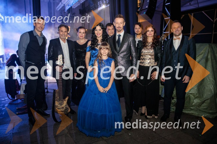  ... ;  ... ;  ... ;  Nina  Bezenšek, društvo Viljem Julijan;  Ella Vita Bezenšek;  ... ;  Gregor Bezenšek, glasbenik, Soulgreg artist, društvo Viljem Julijan;  ... ;  ... ;  ... Veliki dobrodelni koncert Vilijem Julijan 2022