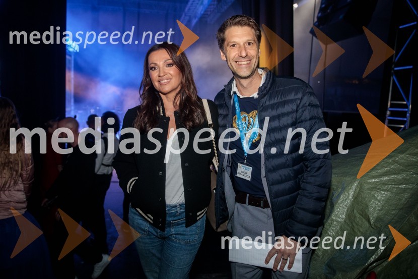  Nina Badrić, pevka; dr. Nejc  Jelen, vodja projekta Mi smo ZA STRPNOST!, podpredsednik, društvo EksenVeliki dobrodelni koncert Vilijem Julijan 2022