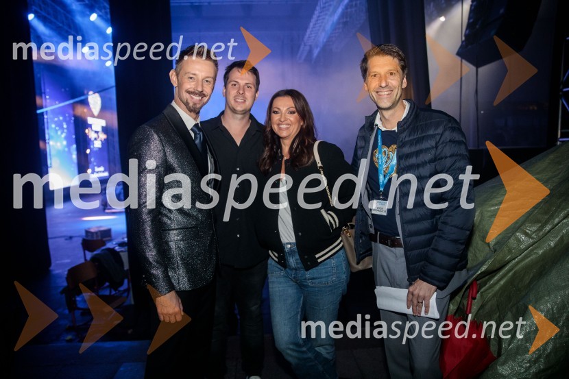  Gregor Bezenšek, glasbenik, Soulgreg artist, društvo Viljem Julijan;  ... ;  Nina Badrić, pevka; dr. Nejc  Jelen, vodja projekta Mi smo ZA STRPNOST!, podpredsednik, društvo EksenVeliki dobrodelni koncert Vilijem Julijan 2022