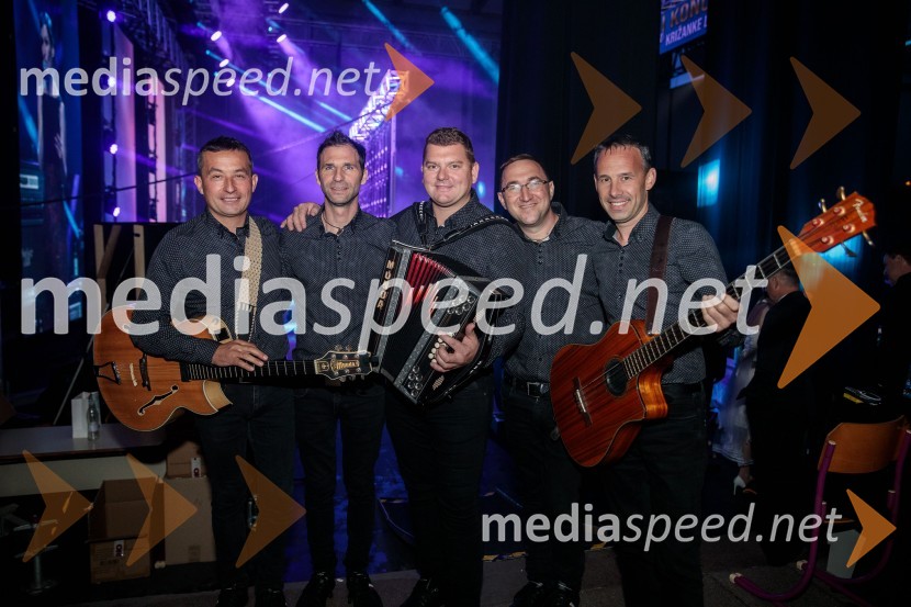  Boštjan Mežnar, Ansambel Spev;  Marko Berzelak, Ansambel Spev;  Vili Mravljak, Ansambel Spev;  Edo Rednak, Ansambel Spev;  Kristijan Kolenc, Ansambel SpevVeliki dobrodelni koncert Vilijem Julijan 2022