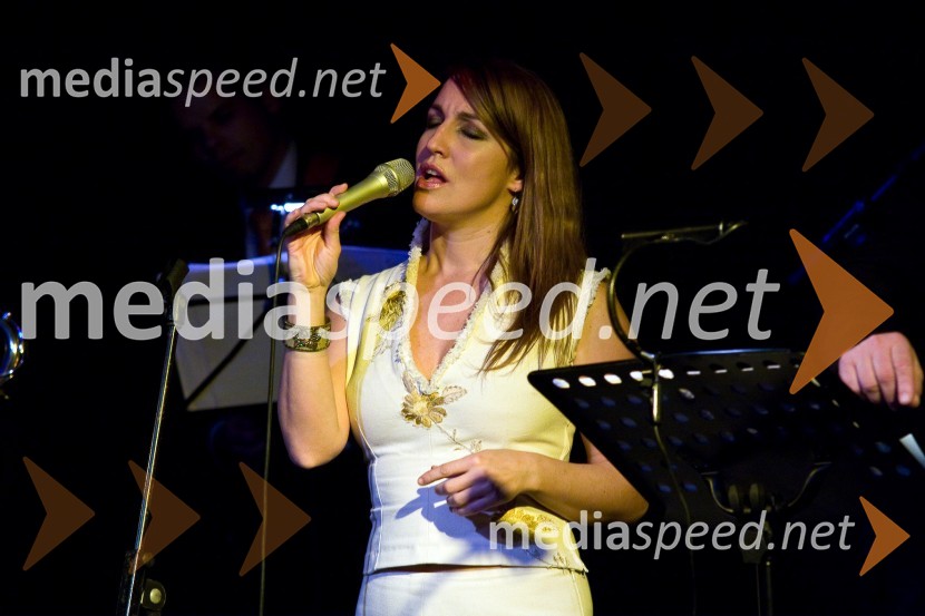 Eva Hren, pevkaVeliki dobrodelni ples Lions kluba Ljubljana