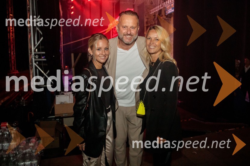  Tia Vlahović;  Miki Vlahović,  član skupine Victory;  Petra VlahovićVeliki dobrodelni koncert Vilijem Julijan 2022