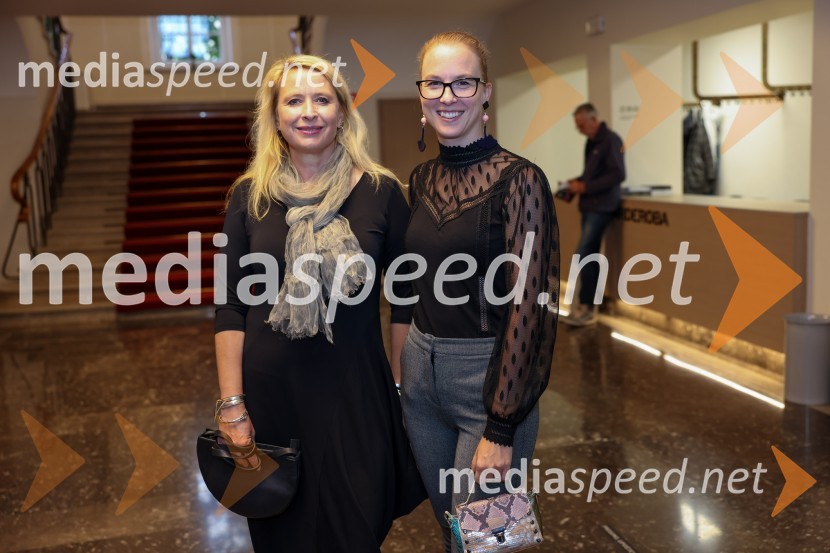  Tatjana Doma, dramaturginja SLG Celje;  Barbara Petrovič, vodja marketinga in odnosov za javnostmi SLG CeljeRobin Hood, premiera mladinske predstave v SLG Celje