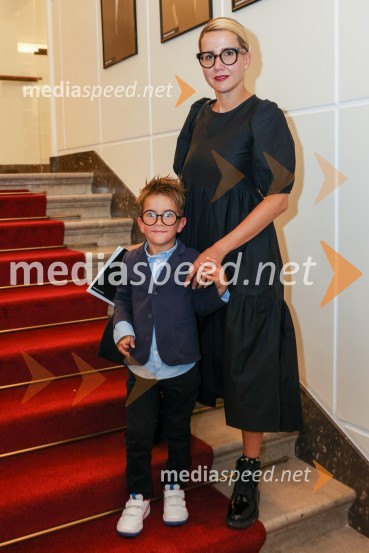  Teo Anton Cvetko;  Natalija Cvetko, Mediaspeed d.o.o.Robin Hood, premiera mladinske predstave v SLG Celje