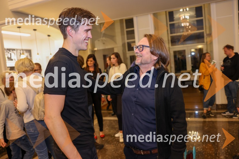  Urban Kuntarič, igralec;  Bojan Umek, igralecRobin Hood, premiera mladinske predstave v SLG Celje