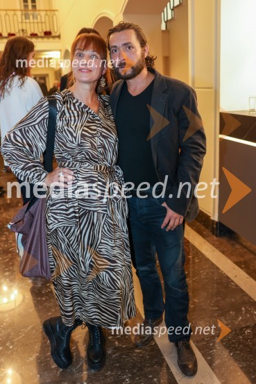  Tanja Potočnik, igralka;  Andrej Murenc, igralecRobin Hood, premiera mladinske predstave v SLG Celje