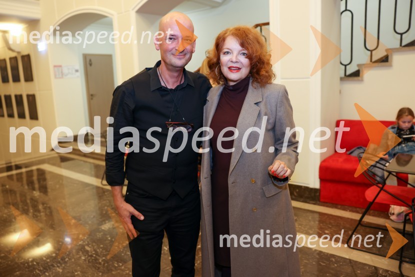  Miha Golob, upravnik in umetniški vodja, SLG Celje;  Jagoda Tovirac, igralkaRobin Hood, premiera mladinske predstave v SLG Celje