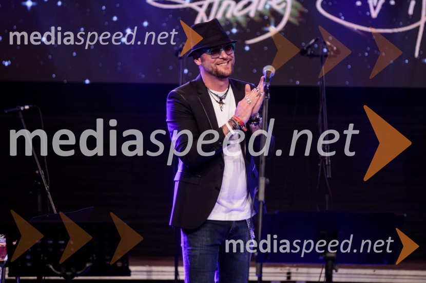  Tomi Meglič, glasbenik, pevec skupine Siddharta70 let - NIČ proti VEČnosti, koncert Andreja Šifrerja v Kranju