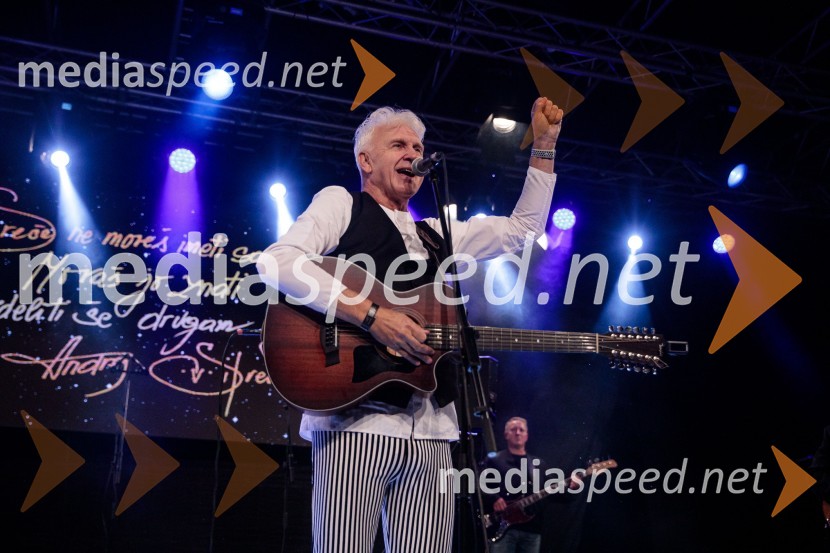  Andrej Šifrer, glasbenik70 let - NIČ proti VEČnosti, koncert Andreja Šifrerja v Kranju