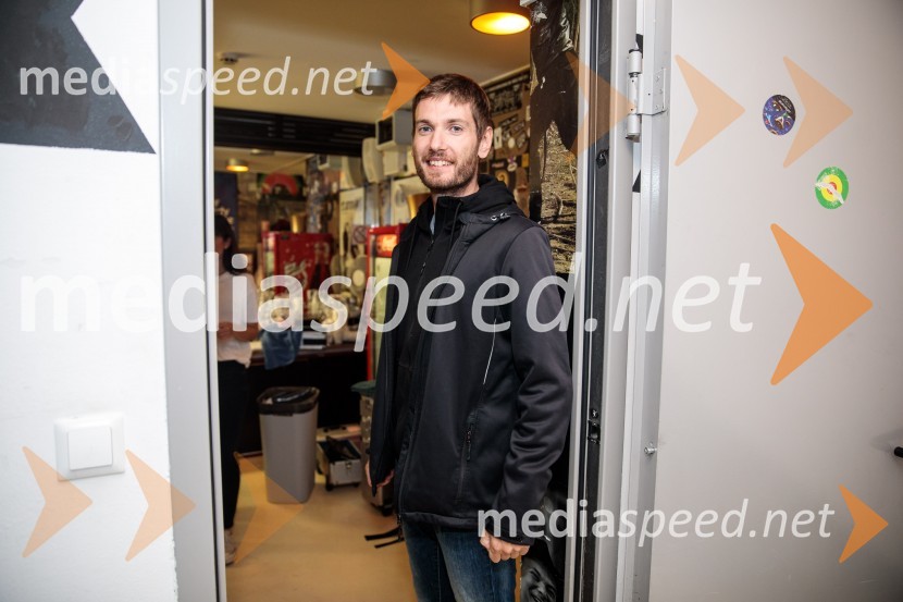  Robert Korošec, igralecThe best of MGL & AGRFT koncert v Kino Šiška