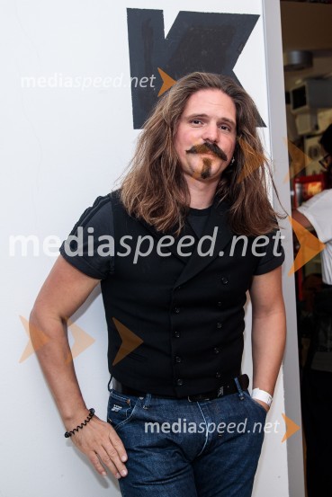  Andrej Vrhovnik, kostumografThe best of MGL & AGRFT koncert v Kino Šiška