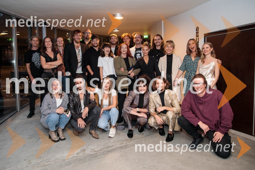  Žiga Kožar, bobnar, ReCover;  Sanja  Mlinar Marin, pevka;  Sara Gorše, igralka;  Miha Petric, glasbenik;  Voranc  Boh, igralec;  Matej Puc, igralec;  Goran Rukavina, bas kitara, vokalist, ReCover;  Jernej Gašperin, igralec;  Ana Pavlin, igralka;  Robert Korošec, igralec;  Lara Wolf Završnik, igralka;  Nejc  Škofic, glasbenik;  Jožica Avbelj, igralka;  Mojka Končar, AGRF;  Gregor Gruden, igralec;  Viktorija Bencik Emeršič, igralka;  Matic Maco Lukšič, igralec;   Filip Štepec, AGRFT;  Barbara Hieng Samobor, direktorica in umetniška vodja MGL;  Lea Cok, igralka;  Filip Samobor, igralec;  Lena Hribar  Škrlec, igralkaThe best of MGL & AGRFT koncert v Kino Šiška