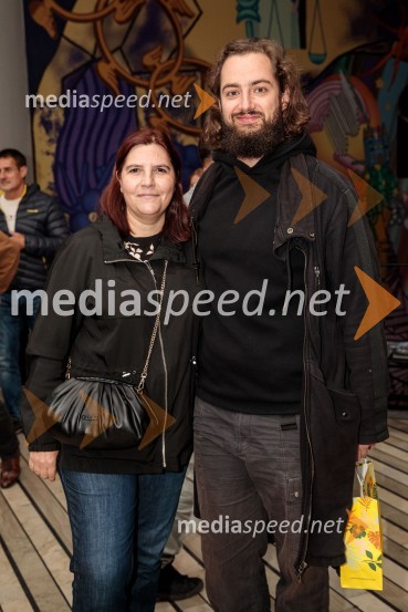  Teja Pelko, novinarka, Svet24;  Gal  Oblak, igralec The best of MGL & AGRFT koncert v Kino Šiška