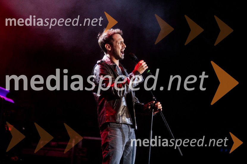  Voranc  Boh, igralecThe best of MGL & AGRFT koncert v Kino Šiška