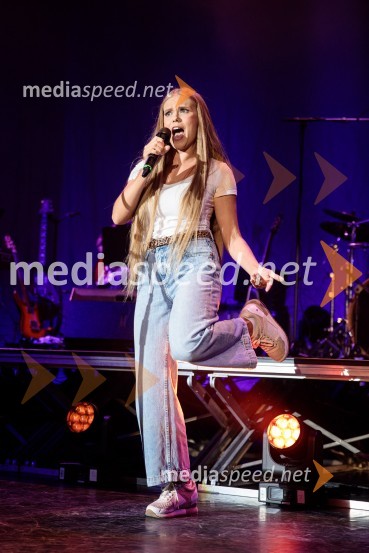  Ana Pavlin, igralkaThe best of MGL & AGRFT koncert v Kino Šiška