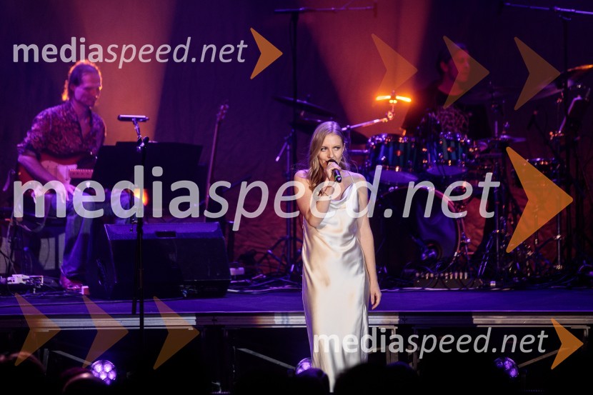  Lena Hribar  Škrlec, igralkaThe best of MGL & AGRFT koncert v Kino Šiška