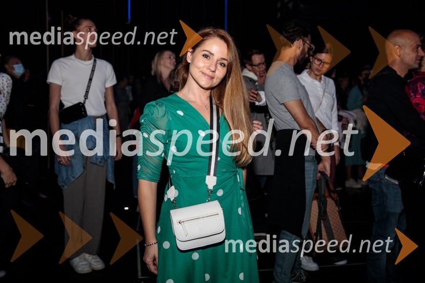  Katja Verderber - Katarina Mala, pevka in igralkaThe best of MGL & AGRFT koncert v Kino Šiška