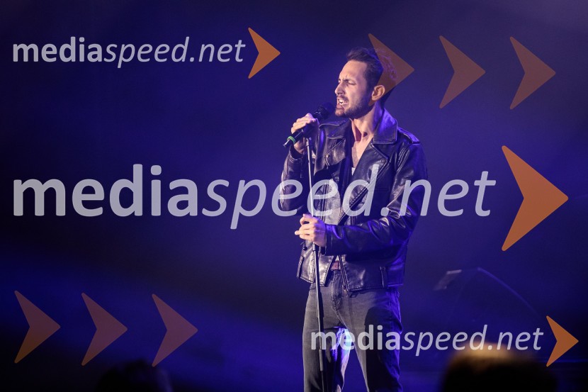  Voranc  Boh, igralecThe best of MGL & AGRFT koncert v Kino Šiška