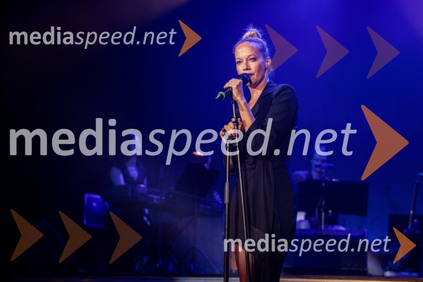  Viktorija Bencik Emeršič, igralkaThe best of MGL & AGRFT koncert v Kino Šiška