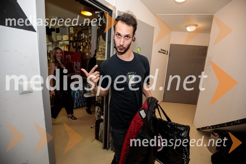  Voranc  Boh, igralecThe best of MGL & AGRFT koncert v Kino Šiška