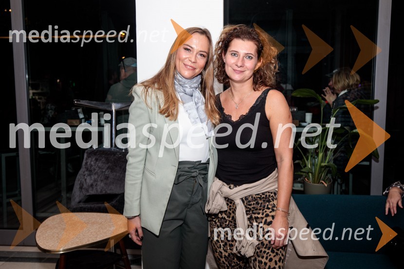  Lea Cok, igralka;  ... The best of MGL & AGRFT koncert v Kino Šiška