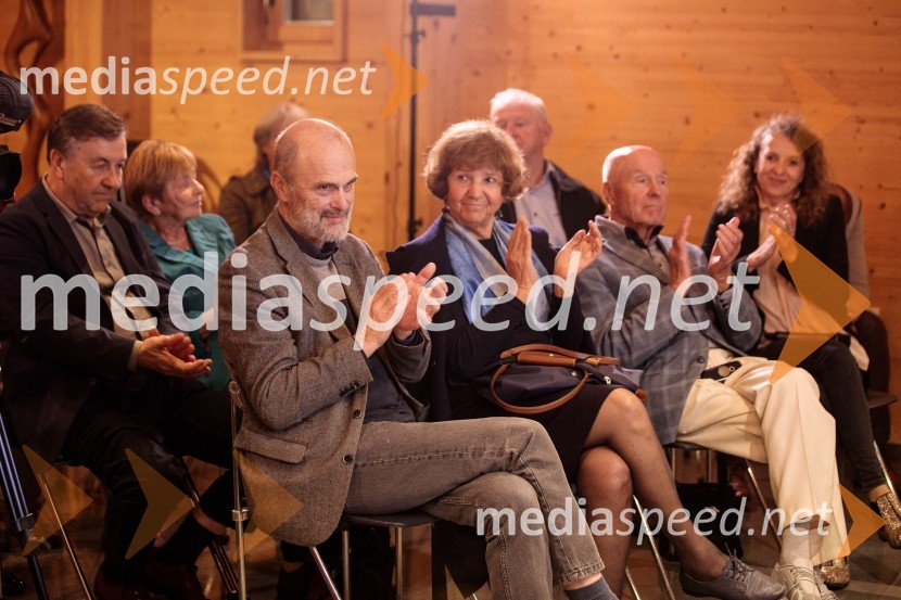  ... ;  ... ;  Božo Dimnik, lobist in poslovnež, častni konzul Hrvaške;  Polona Lovšin, vodja komunikacij, Riko d.o.o.Iskrivo v živo, mag. Mirko Cigler v pogovoru s Ksenijo Horvat