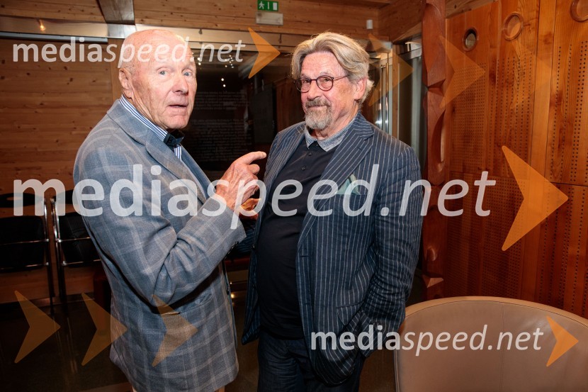  Božo Dimnik, lobist in poslovnež, častni konzul Hrvaške; mag. Mirko Cigler, upokojeni diplomat, bivši veleposlanikIskrivo v živo, mag. Mirko Cigler v pogovoru s Ksenijo Horvat